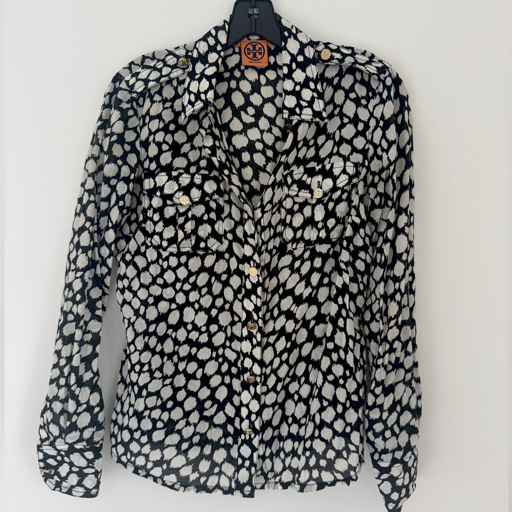 Tori Burch black and white animal print button down shirt size 6